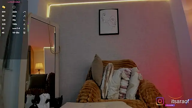 sara cruz011 online show from November 15, 2025, 9:43 pm