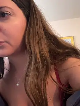 rosexx96 online show from June 25, 2026, 1:04 pm