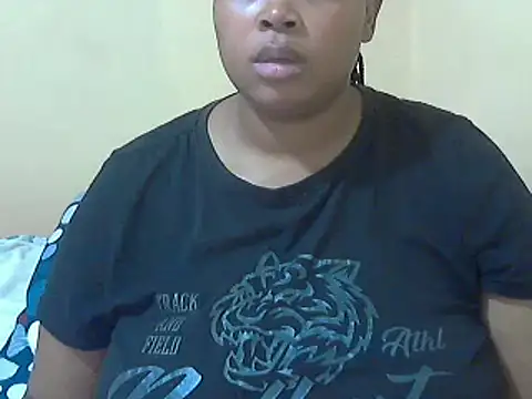 Snapshot of Sexy-queen99xx chatting on February 27, 2025, 9:54 am Sexy-queen99xx online show from February 27, 2025, 9:54 am