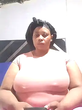 Snapshot of Sexy-queen99xx chatting on September 10, 2025, 6:24 am Sexy-queen99xx online show from September 10, 2025, 6:24 am