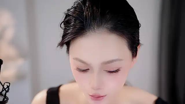 Ocean--Lili online show from May 23, 2026, 1:26 pm