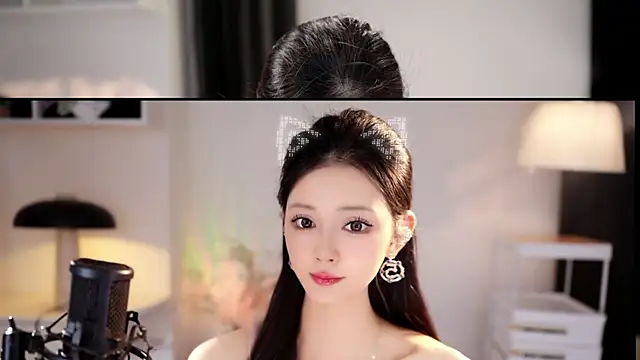 Ocean--Lili online show from May 29, 2026, 1:42 pm