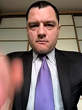 ExclusivePrivate online show from October 18, 2025, 8:37 am