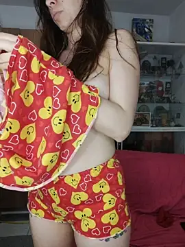 Isaandysex2428 online show from April 9, 2026, 2:00 am