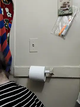 Snapshot of Snowbunnycake_131 chatting on January 19, 2025, 8:07 am Snowbunnycake 131 online show from January 19, 2025, 8:07 am