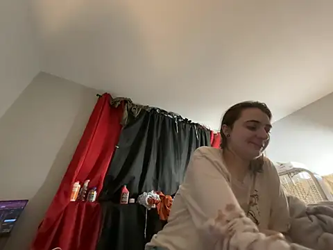Snowbunnycake 131 online show from July 30, 2026, 5:28 am