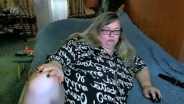 sex2 online show from February 26, 2025, 1:43 am
