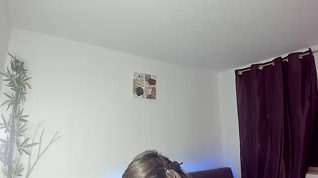 Snapshot of Giordano_Russo chatting on December 20, 2024, 11:16 pm Giordano Russo online show from December 20, 2024, 11:16 pm