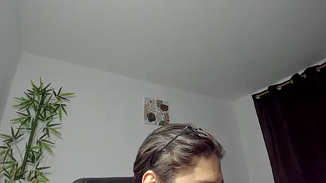 Snapshot of Giordano_Russo chatting on January 11, 2025, 1:16 am Giordano Russo online show from January 11, 2025, 1:16 am