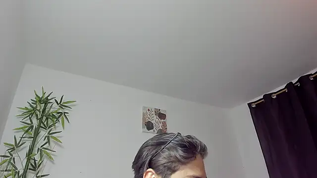 Snapshot of Giordano_Russo chatting on January 12, 2025, 7:21 pm Giordano Russo online show from January 12, 2025, 7:21 pm