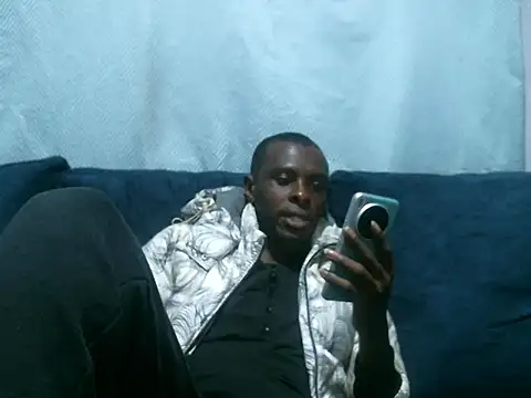 reezly online show from November 8, 2025, 12:55 am