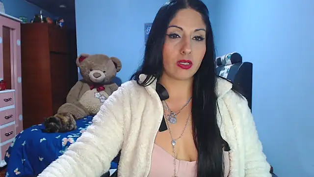 sahtlove1 online show from March 18, 2026, 10:24 pm