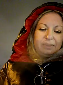 Arina smiles online show from December 22, 2024, 6:59 pm