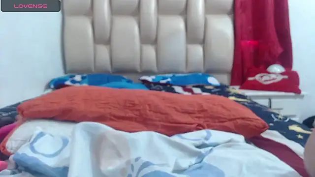 Snapshot of AmmyCollins chatting on February 21, 2026, 9:27 pm AmmyCollins online show from February 21, 2026, 9:27 pm