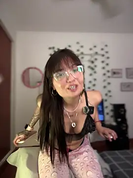 Snapshot of LunaXuan chatting on November 20, 2025, 3:50 am LunaXuan online show from November 20, 2025, 3:50 am