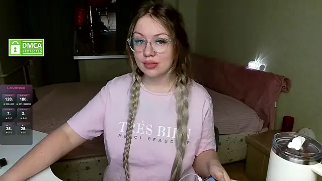 elven dreams  online show from February 8, 2026, 7:56 am