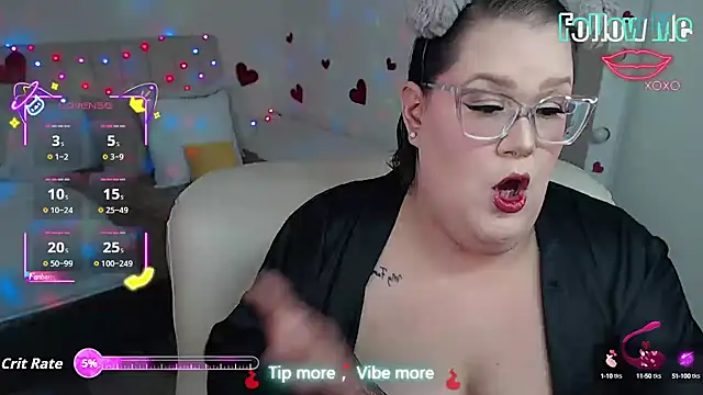 GiannaMorrys online show from September 29, 2025, 2:16 am