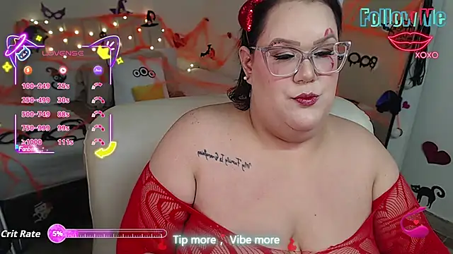 GiannaMorrys online show from October 22, 2025, 3:07 am