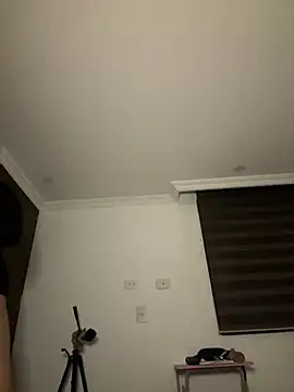 Snapshot of IamSashaLuv chatting on February 18, 2025, 6:37 am IamSashaLuv online show from February 18, 2025, 6:37 am