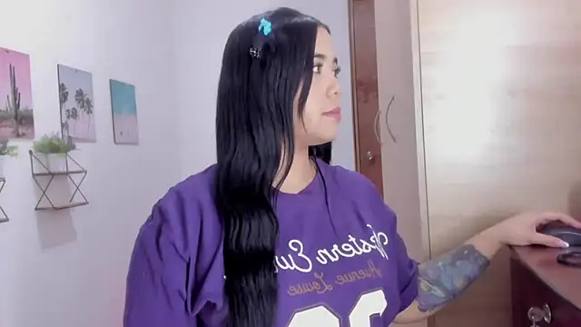 Emma lean online show from March 16, 2026, 4:33 pm