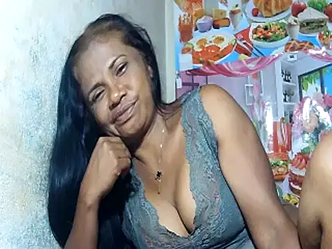 Snapshot of Hyncam chatting on February 22, 2025, 10:20 pm Hyncam online show from February 22, 2025, 10:20 pm