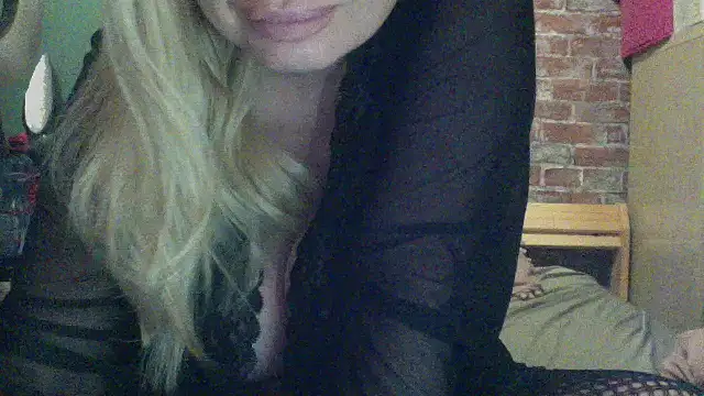 Lisavontease online show from November 29, 2025, 10:18 am