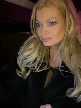 Lisavontease online show from January 10, 2026, 12:56 am