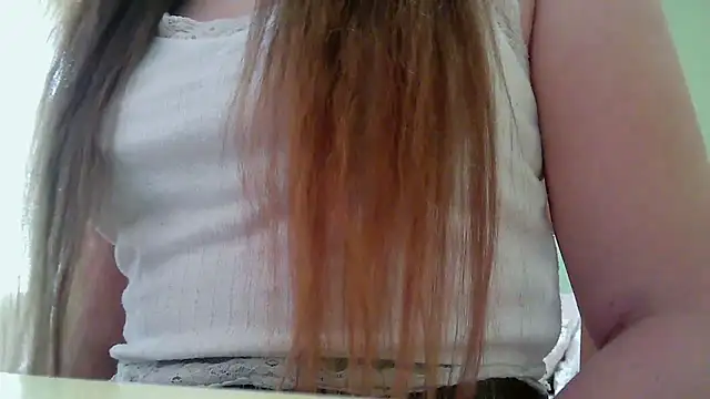 Snapshot of Misty_x chatting on November 18, 2025, 12:42 pm Misty x online show from November 18, 2025, 12:42 pm