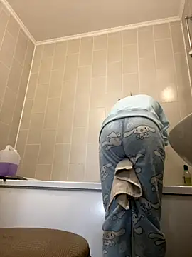 MaryHiggins online show from October 23, 2025, 8:02 am