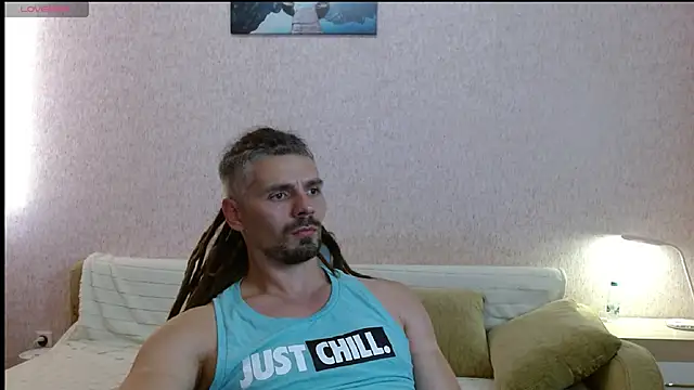 Aestheticguy101 online show from June 22, 2026, 4:37 pm