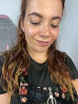 Snapshot of Emma_Wish chatting on March 7, 2025, 4:11 pm Emma Wish online show from March 7, 2025, 4:11 pm