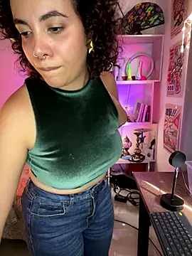 Snapshot of Emma_Wish chatting on September 24, 2025, 8:23 pm Emma Wish online show from September 24, 2025, 8:23 pm