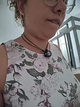 Snapshot of Emma_Wish chatting on June 11, 2026, 5:22 pm Emma Wish online show from June 11, 2026, 5:22 pm