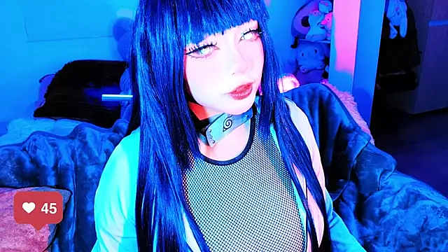 seraphine23 online show from March 19, 2026, 2:26 am