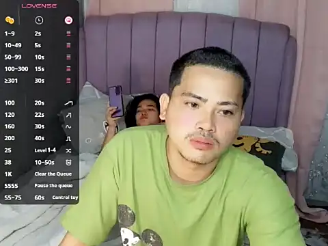 MoaningKylie online show from February 26, 2026, 2:43 am