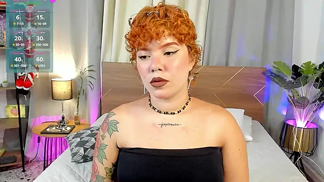 Amy art online show from November 26, 2025, 8:43 pm