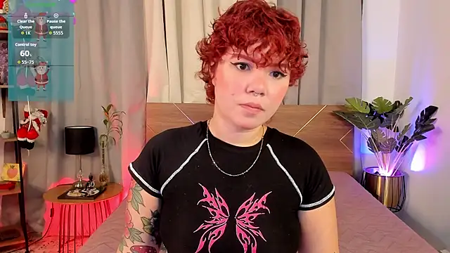 Snapshot of Amy_art chatting on December 18, 2025, 12:55 pm Amy art online show from December 18, 2025, 12:55 pm