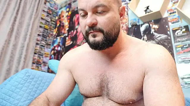 Muscle Bear online show from December 1, 2025, 6:40 am
