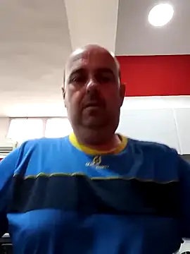 Hot-pico76 online show from April 13, 2026, 10:10 am