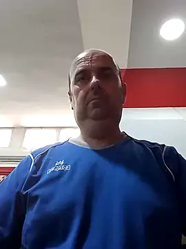 Hot-pico76 online show from April 23, 2026, 9:41 am