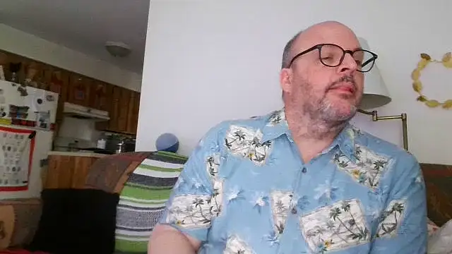 Ursulet US online show from May 7, 2026, 7:52 pm