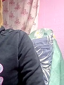 Cutie body11 online show from March 24, 2026, 12:32 pm