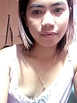 Snapshot of Cutie_body11 chatting on July 10, 2026, 12:04 am Cutie body11 online show from July 10, 2026, 12:04 am
