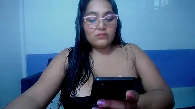 sirena 15 online show from June 7, 2026, 2:05 am