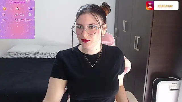 xxbbtaa online show from March 14, 2025, 6:50 pm