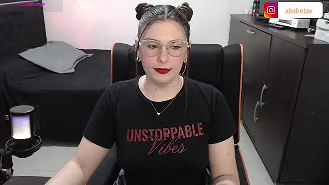 xxbbtaa online show from January 6, 2026, 1:53 am