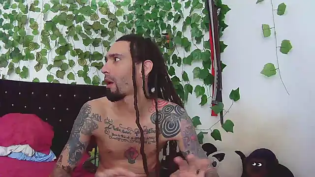 caribbeanlover1 online show from March 1, 2025, 4:11 pm