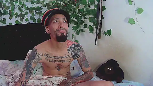 caribbeanlover1 online show from March 17, 2025, 4:11 pm