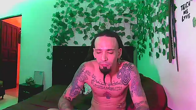 caribbeanlover1 online show from November 8, 2025, 2:34 am