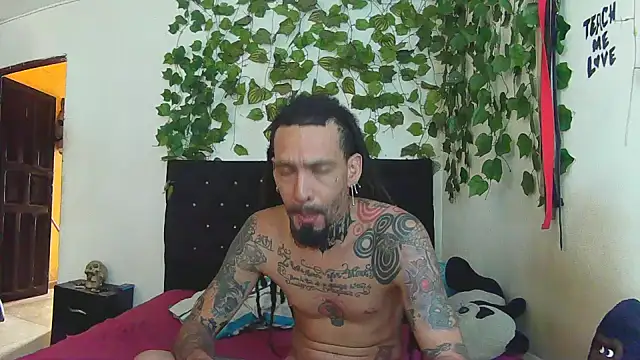 caribbeanlover1 online show from May 19, 2026, 3:18 pm